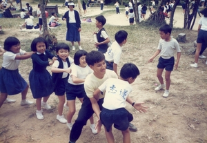 七十至八十年代志蓮小學學生之戶外活動