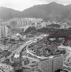 1986年興建大老山隧道週邊的木屋區景象